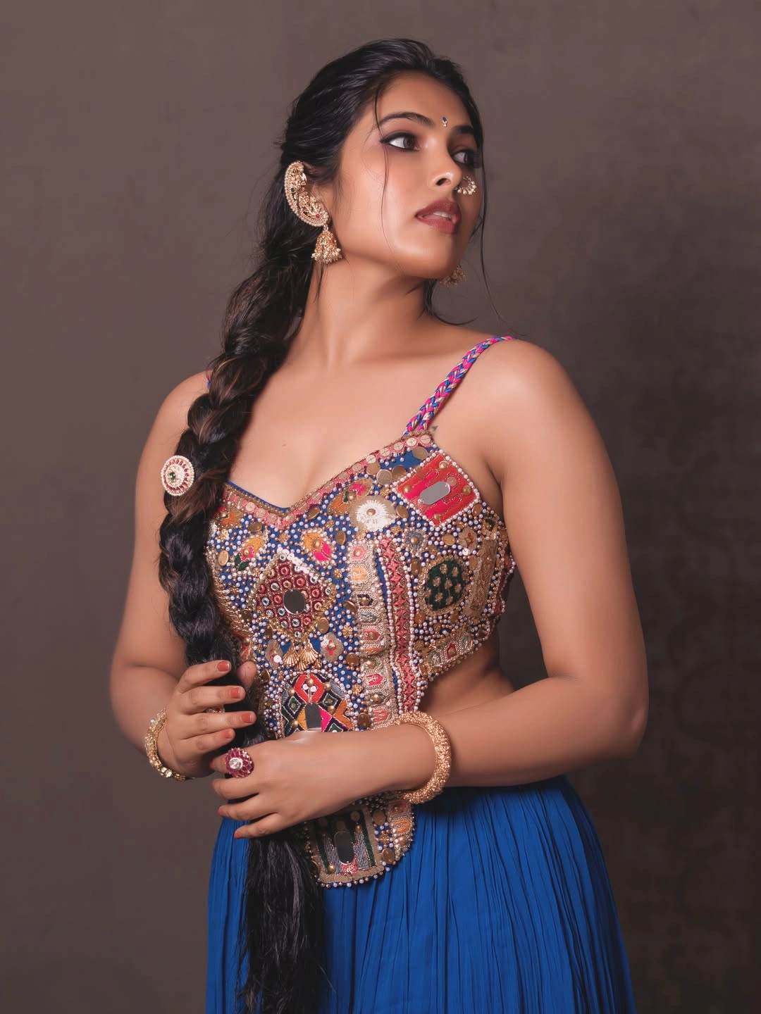 Divi Shows her Beauty with Braided Hair