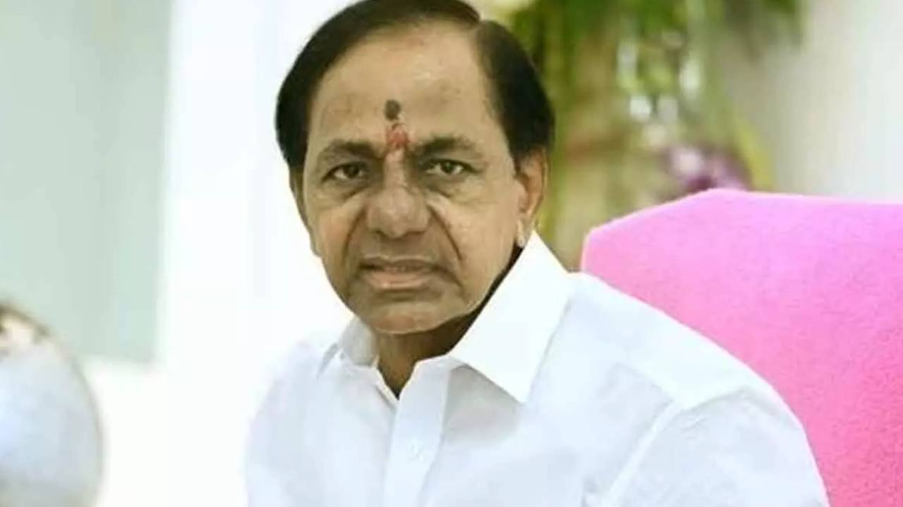 కాళేశ్వరం కమిషన్ కేసీఆర్ను మళ్లీ పిలవబోతుందా? ఫైనల్ స్టేజ్కు చేరుకున్న విచారణ.. ఇక వీటిపై ప్రశ్నలు కాళేశ్వరం కమిషన్ కేసీఆర్ను మళ్లీ పిలవబోతుందా? ఫైనల్ స్టేజ్కు చేరుకున్న విచారణ.. ఇక వీటిపై ప్రశ్నలు