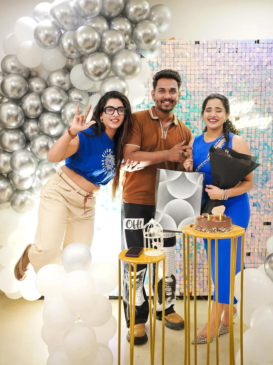 Kirrak Seetha Birthday Celebrations with Bigg Boss Friends