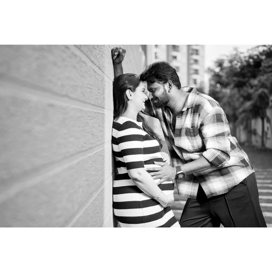 Bigg Boss Fame Comedian Mahesh Vitta Photos with Wife Baby Bump
