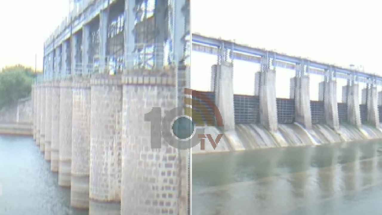 Manjeera Dam: డేంజర్ జోన్ లో మంజీరా డ్యామ్.. పిల్లర్లలో పగుళ్లు, కొట్టుకుపోయిన ఆప్రాన్, తుప్పు పట్టిన గేట్లు.. Manjeera Dam: డేంజర్ జోన్ లో మంజీరా డ్యామ్.. పిల్లర్లలో పగుళ్లు, కొట్టుకుపోయిన ఆప్రాన్, తుప్పు పట్టిన గేట్లు..