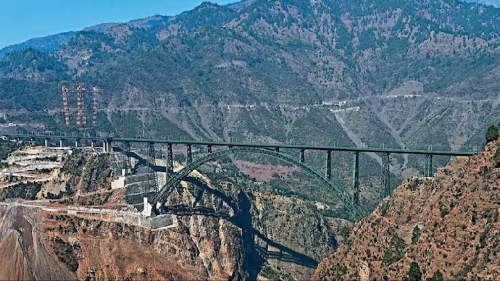 world's highest railway arch Chenab Bridge