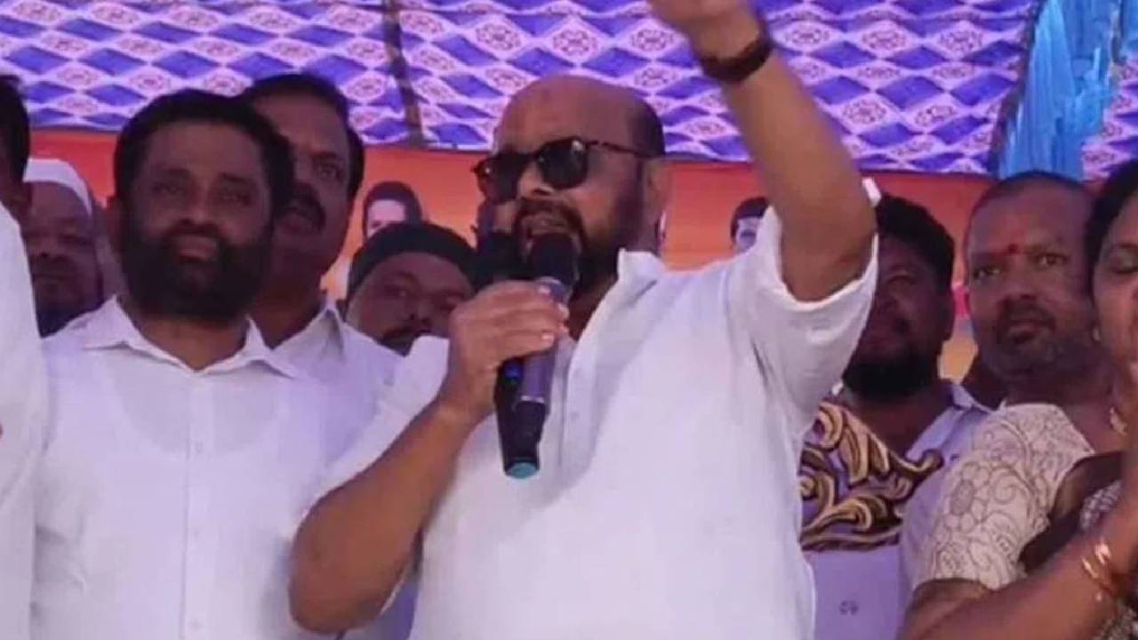 కొండా మురళి సంచలన కామెంట్స్పై వరంగల్ ఎమ్మెల్యేల భేటీ.. మీనాక్షి నటరాజన్ ఆరా.. చర్యలు తప్పవా? కొండా మురళి సంచలన కామెంట్స్పై వరంగల్ ఎమ్మెల్యేల భేటీ.. మీనాక్షి నటరాజన్ ఆరా.. చర్యలు తప్పవా?