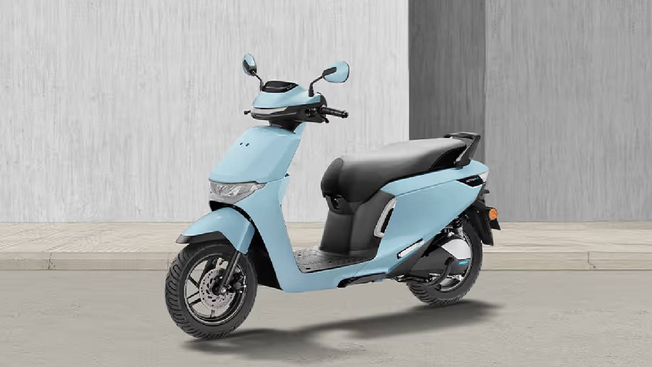 Top 10 Scooters: అత్యధికంగా అమ్ముడుపోతున్న స్కూటర్ ఏదో తెలుసా? జుపిటర్, ఓలా కాదు.. Top 10 Scooters: అత్యధికంగా అమ్ముడుపోతున్న స్కూటర్ ఏదో తెలుసా? జుపిటర్, ఓలా కాదు..