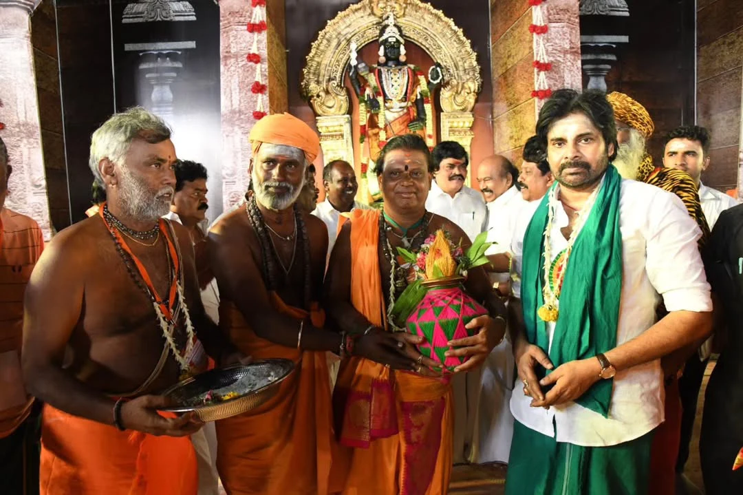 Pawan Kalyan Attends Muruga Bakthargal Manadu in Madurai