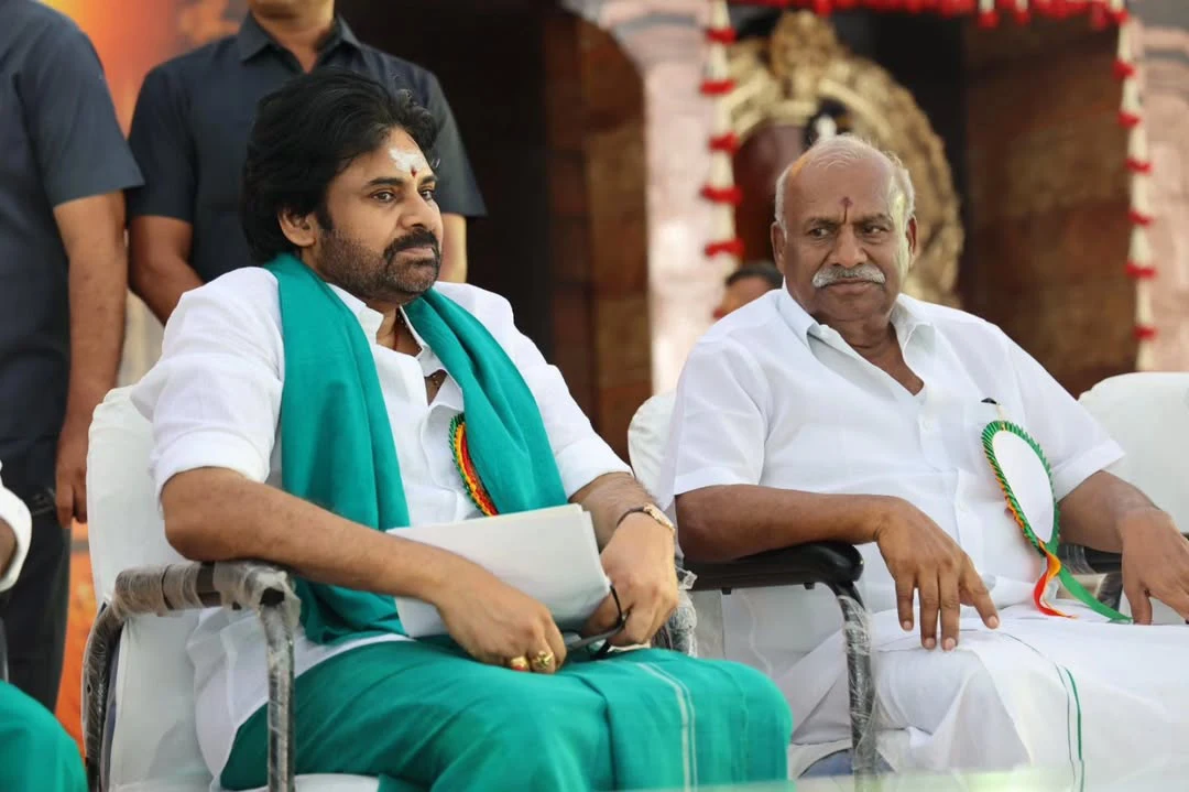 Pawan Kalyan Attends Muruga Bakthargal Manadu in Madurai