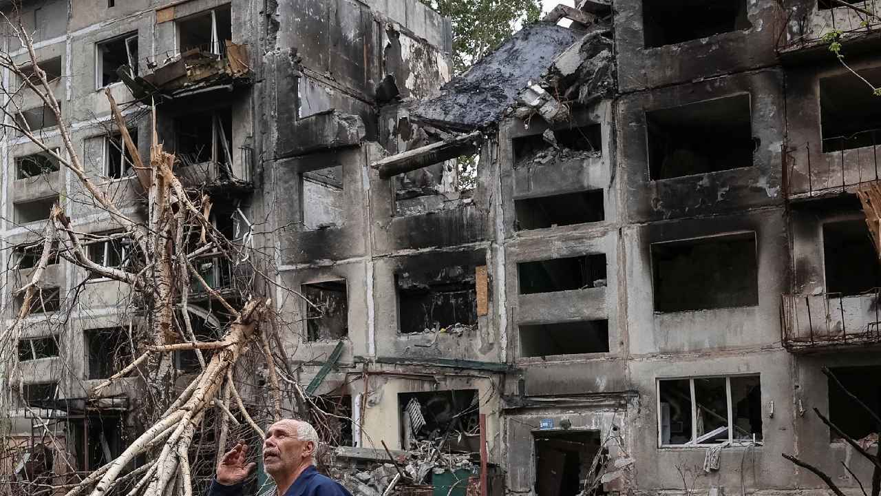 Russia Attack Ukraine: యుక్రెయిన్పై రష్యా భయంకరమైన దాడులు.. ఒక్కరోజే 472 డ్రోన్ల ప్రయోగం.. Russia Attack Ukraine: యుక్రెయిన్పై రష్యా భయంకరమైన దాడులు.. ఒక్కరోజే 472 డ్రోన్ల ప్రయోగం..