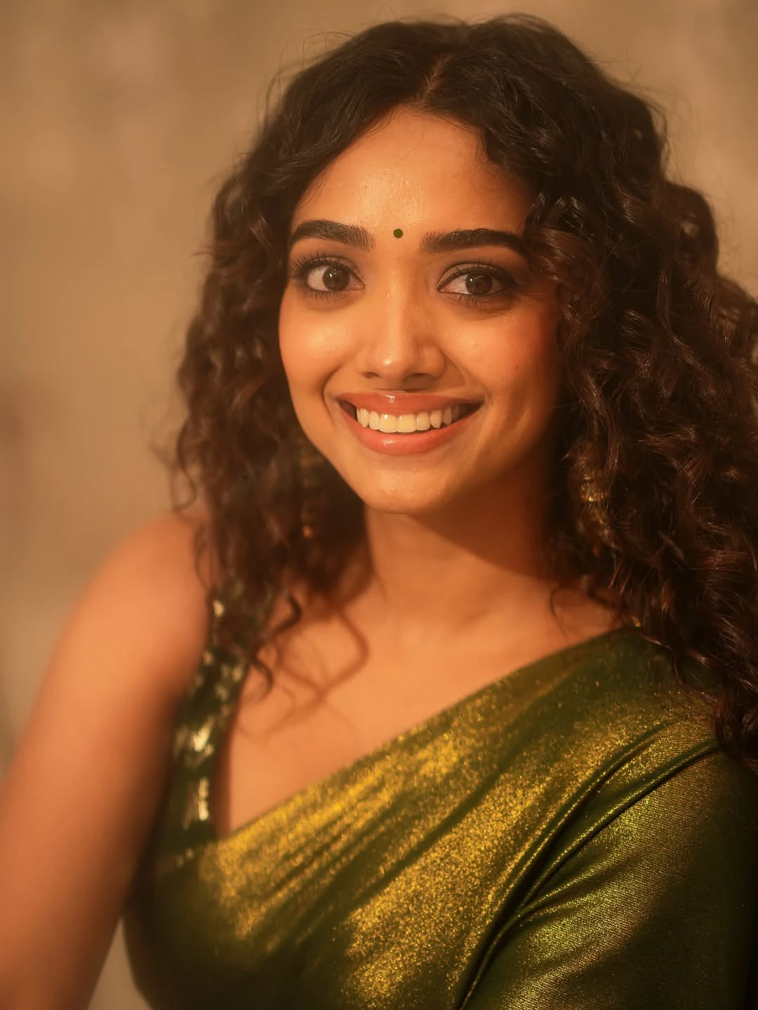 Saanve Megghana Shines in Saree