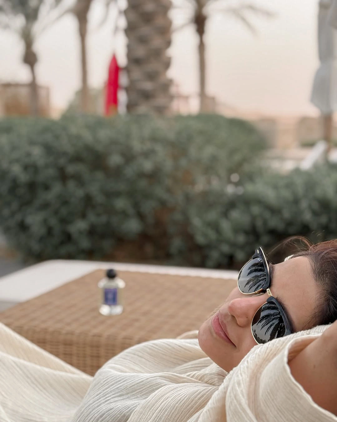 Samantha Enjoying Vacation in Arab Desert