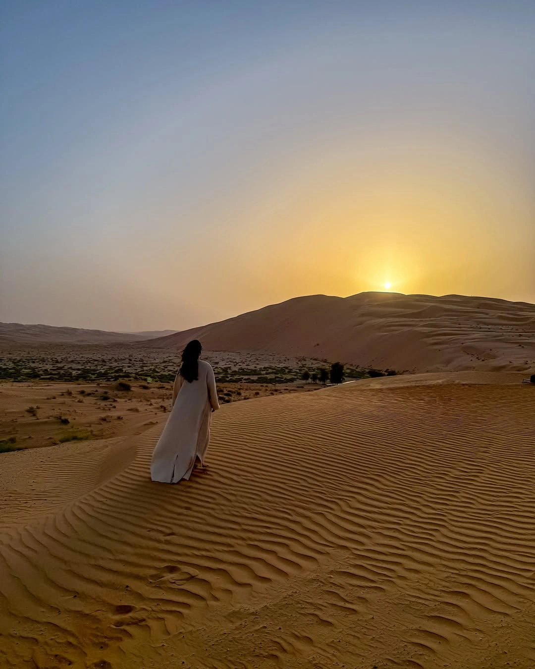 Samantha Enjoying Vacation in Arab Desert