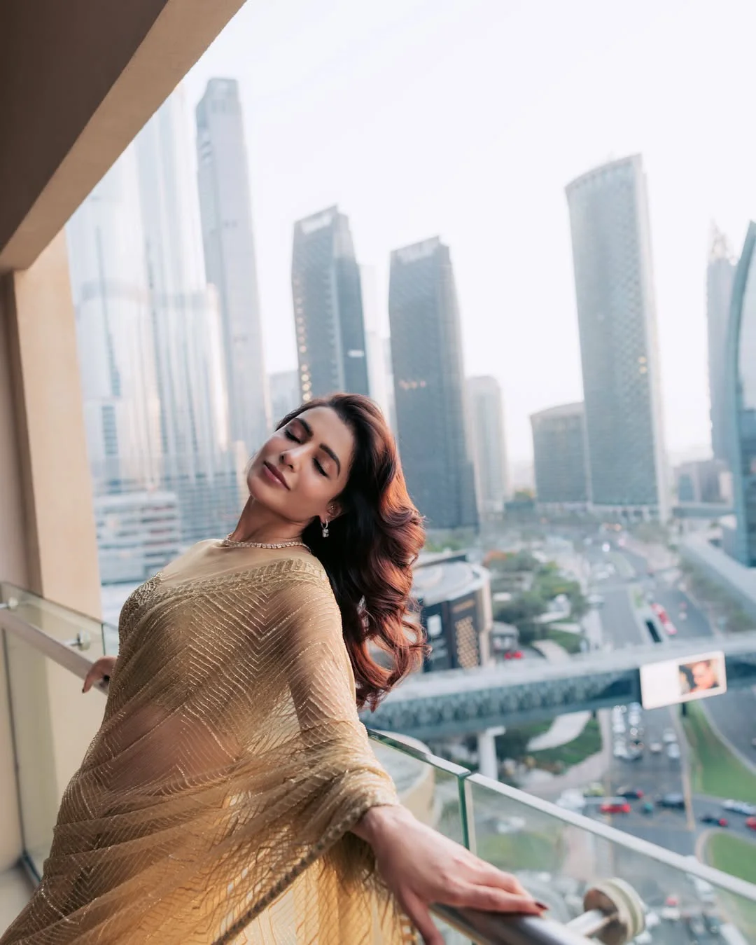 Samantha Attends Dubai Event in Saree