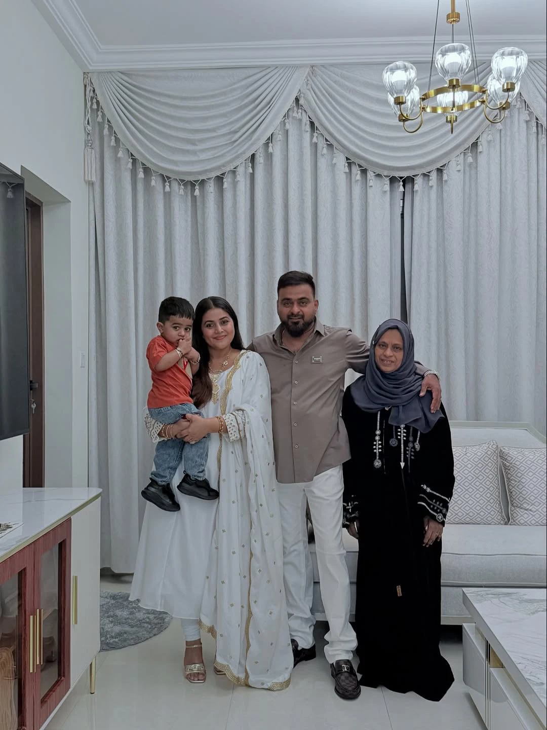 Shamna Kasim Shares Family Photos on Bakrid