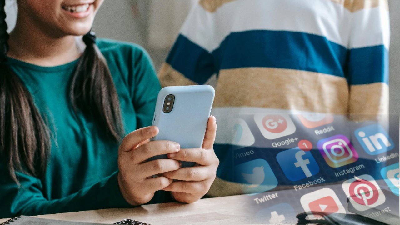 Social Media Ban : 16 ఏళ్ల లోపు వారికి సోషల్ మీడియా బ్యాన్? సంచలనం దిశగా..! Social Media Ban : 16 ఏళ్ల లోపు వారికి సోషల్ మీడియా బ్యాన్? సంచలనం దిశగా..!
