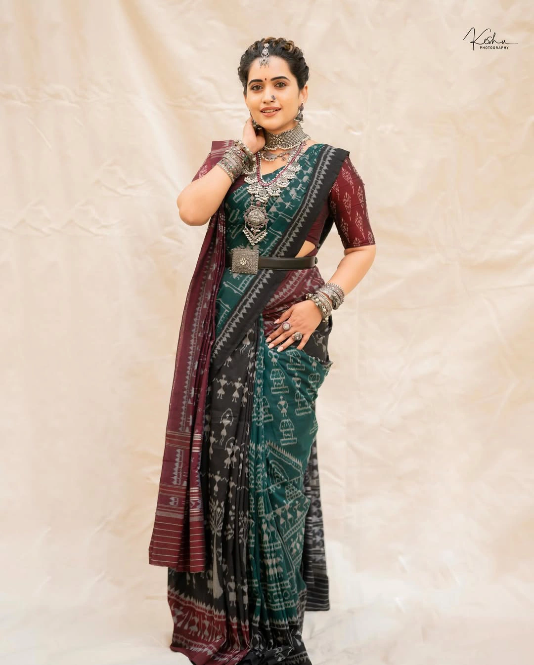 Sravanthi Chokarapu Traditional Looks at Telangana Gaddar Film Awards Event