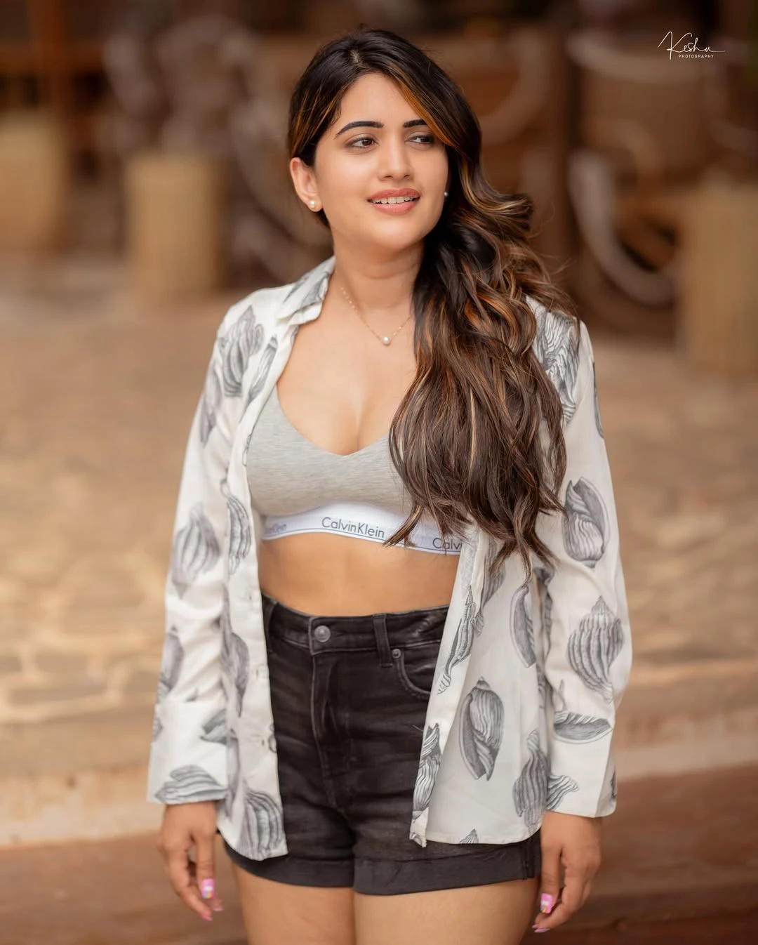 Anchor Sravanthi Chokarapu Sizzling Photos from Goa