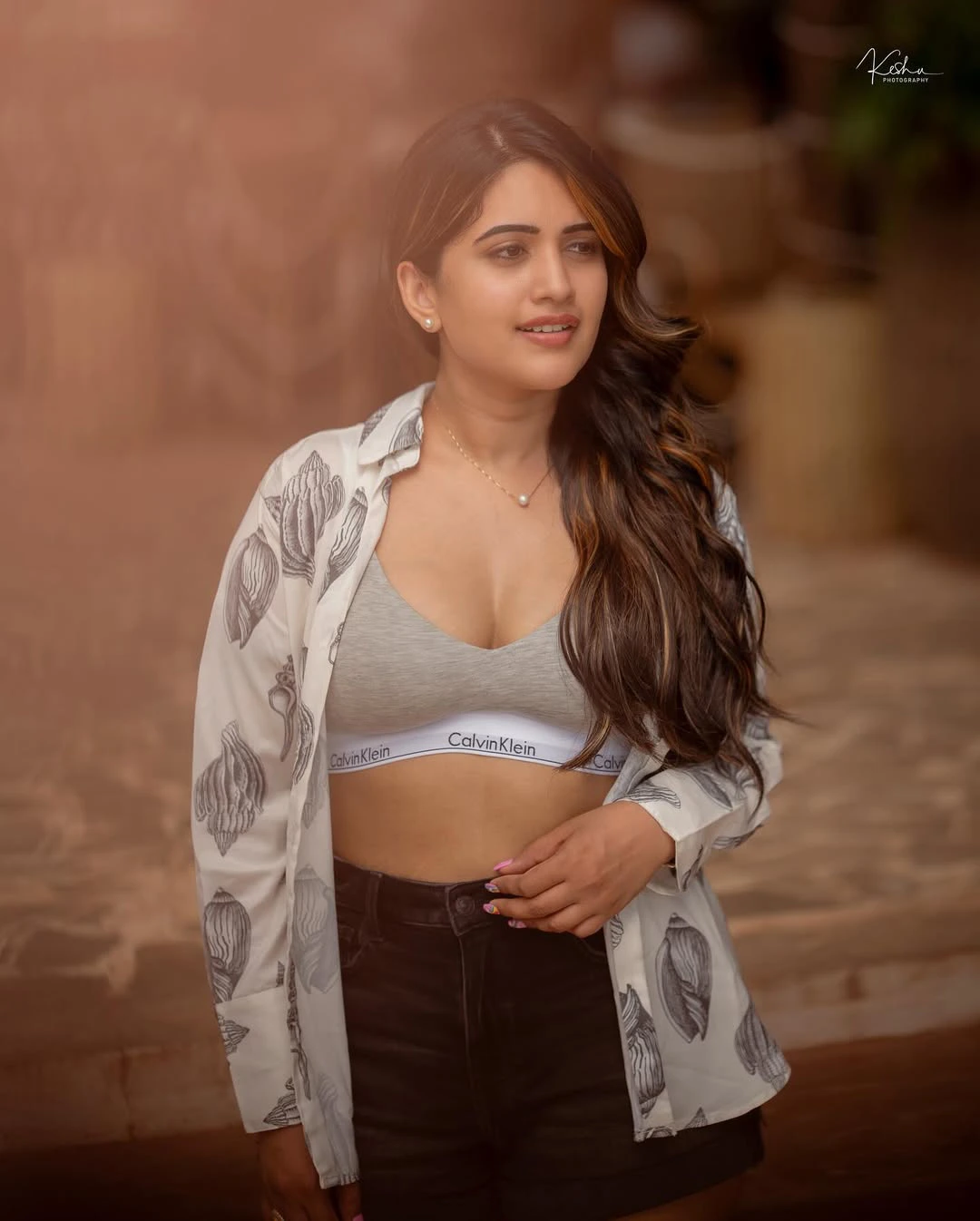Anchor Sravanthi Chokarapu Sizzling Photos from Goa