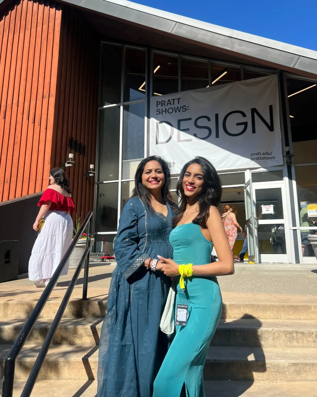 Singer Sunitha Daughter Shreya Graduation Day