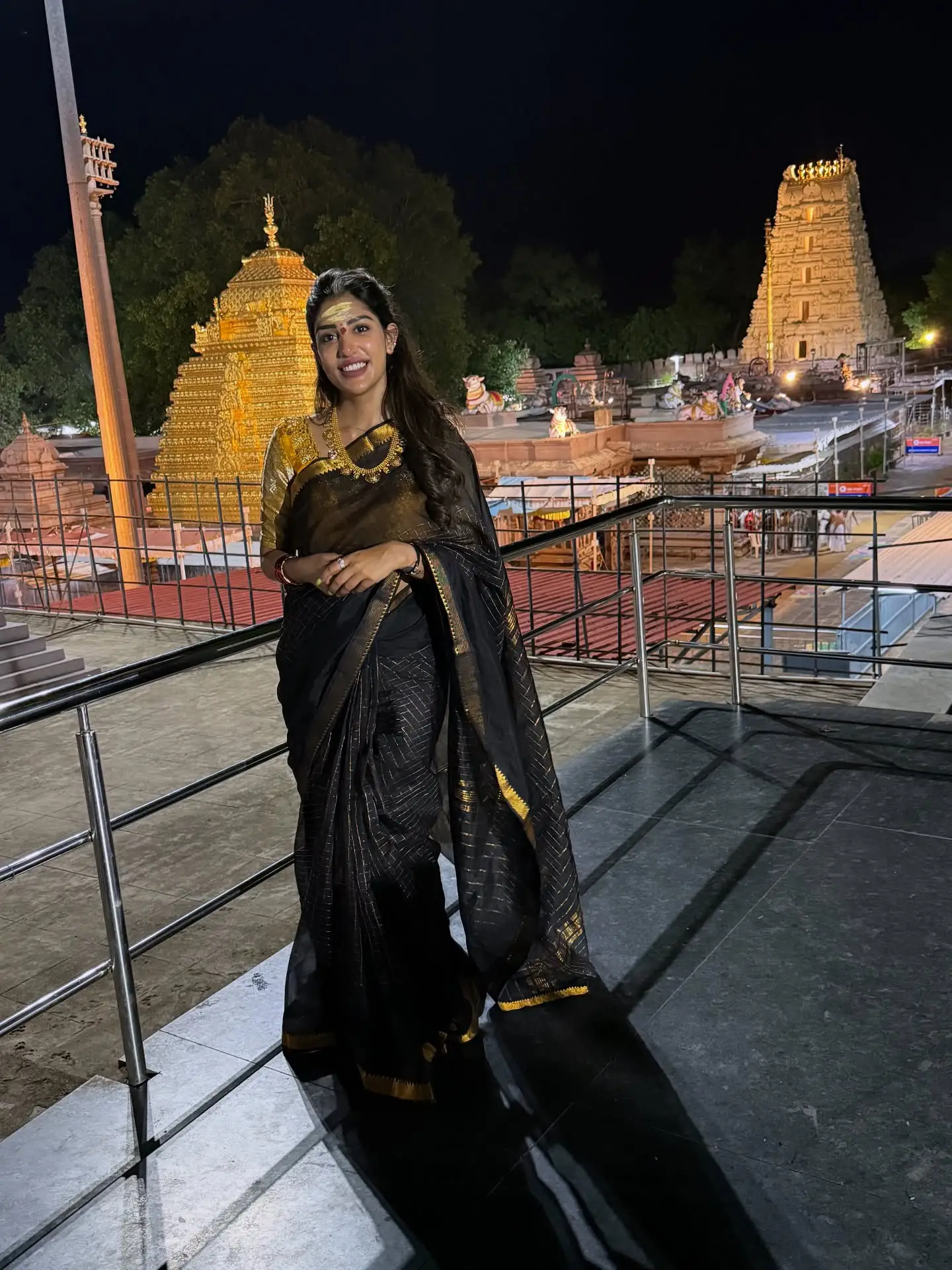 Surekhavani Daughter Supritha Visit Srisailam