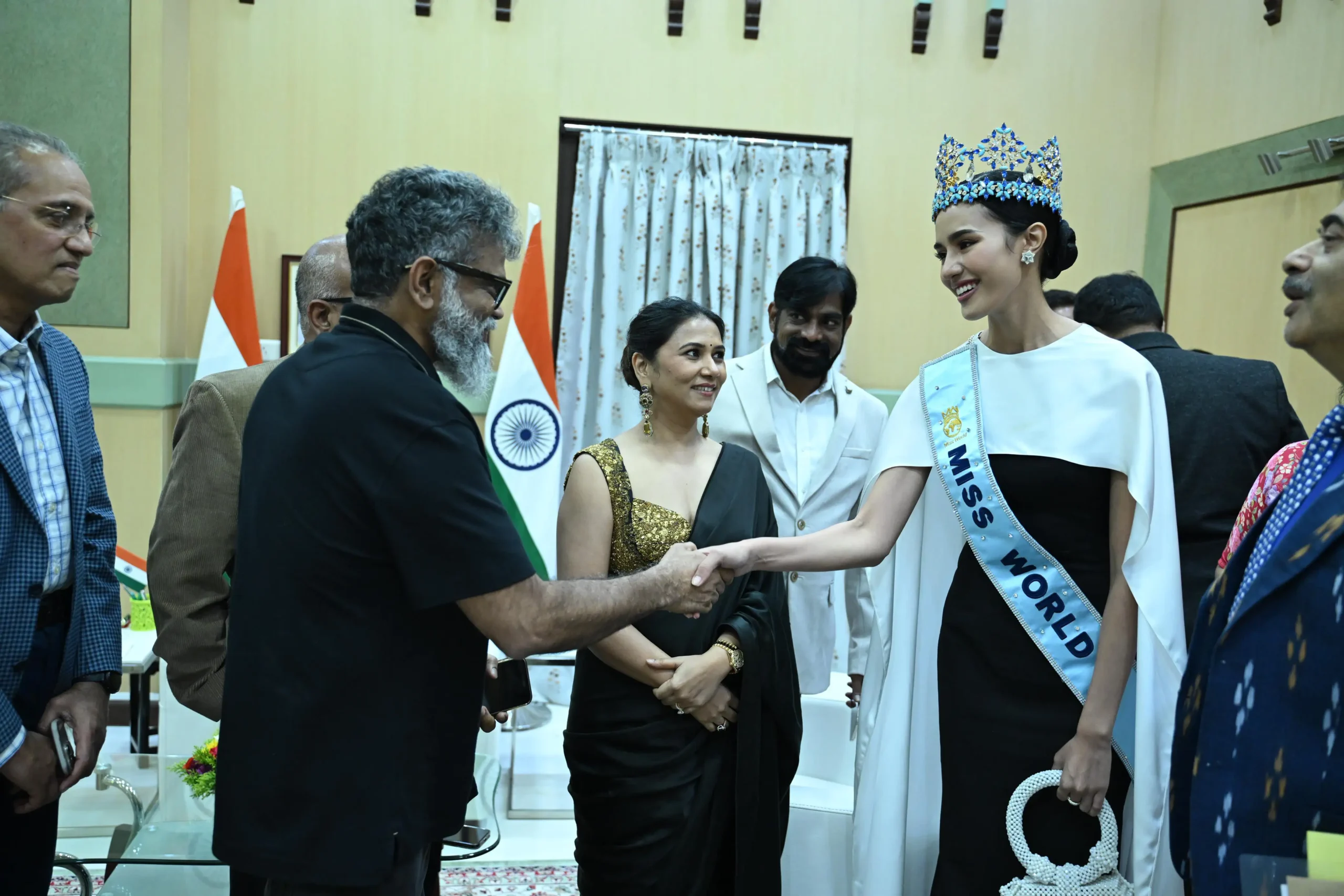 Sukumar and Thabitha Meets Governor of Telangana and Miss World