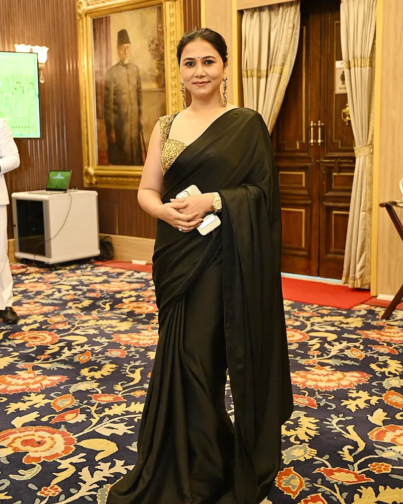 Sukumar and Thabitha Meets Governor of Telangana and Miss World