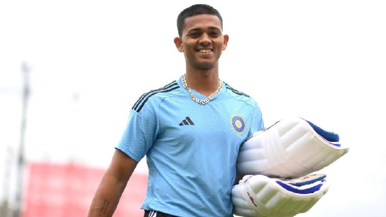 ENG vs IND : ఇంగ్లాండ్తో రెండో టెస్టు.. యశస్వి జైస్వాల్తో షాహిద్ అఫ్రిది, రోహిత్ శర్మ రికార్డులకు ప్రమాదం ENG vs IND : ఇంగ్లాండ్తో రెండో టెస్టు.. యశస్వి జైస్వాల్తో షాహిద్ అఫ్రిది, రోహిత్ శర్మ రికార్డులకు ప్రమాదం