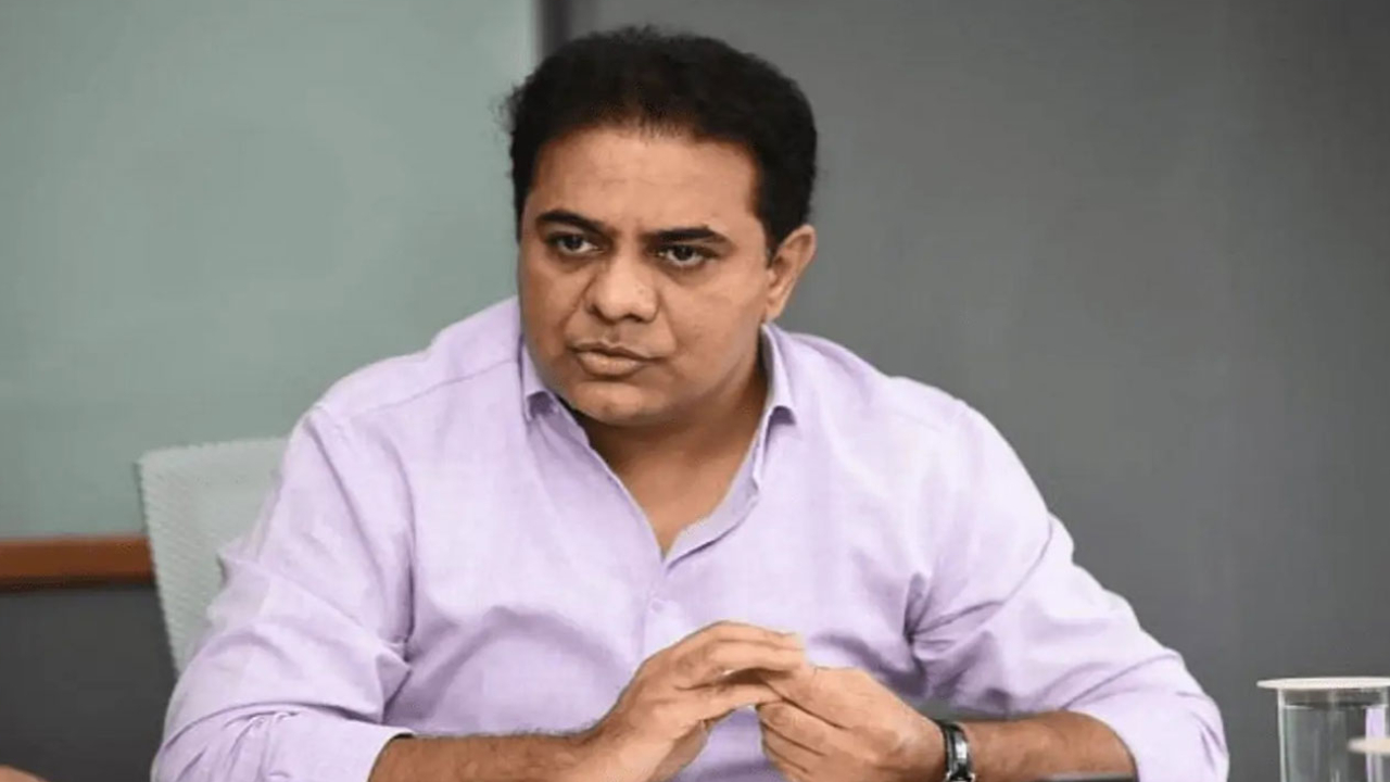 YouTuber Shankar : యూట్యూబర్ శంకర్ బాధితురాలు సంచలన వీడియో.. కేటీఆర్కు సూటి ప్రశ్న..! YouTuber Shankar : యూట్యూబర్ శంకర్ బాధితురాలు సంచలన వీడియో.. కేటీఆర్కు సూటి ప్రశ్న..!