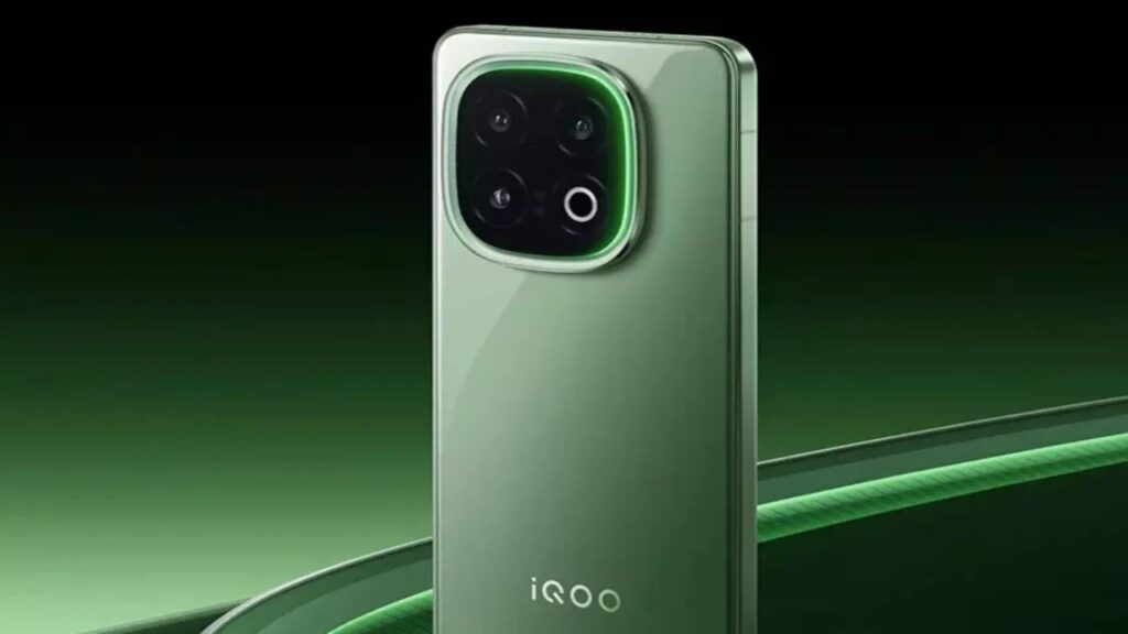 iQOO 13 Green Edition