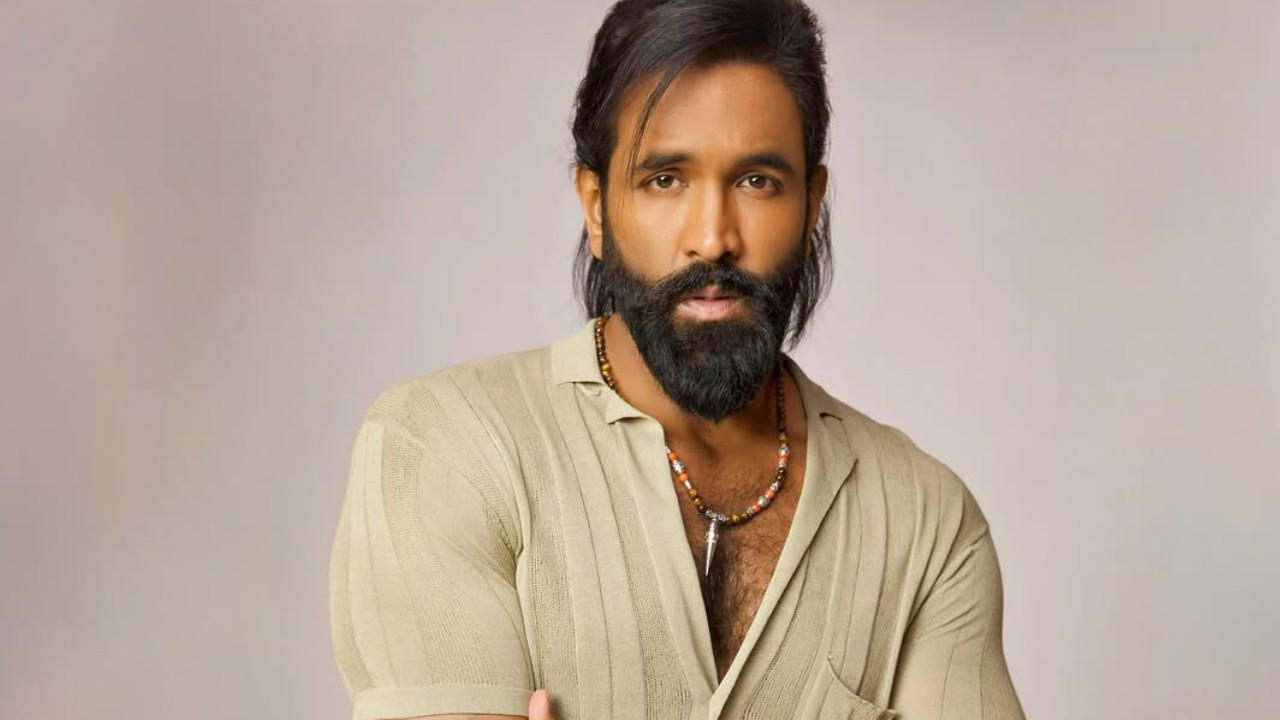 Manchu Vishnu : మీ దగ్గర్నుంచి ఒక్క రూపాయి కూడా వద్దు.. నార్త్ వాళ్లకు కౌంటర్ ఇచ్చిన విష్ణు.. కన్నప్ప బిజినెస్ గురించి కామెంట్స్.. Manchu Vishnu : మీ దగ్గర్నుంచి ఒక్క రూపాయి కూడా వద్దు.. నార్త్ వాళ్లకు కౌంటర్ ఇచ్చిన విష్ణు.. కన్నప్ప బిజినెస్ గురించి కామెంట్స్..