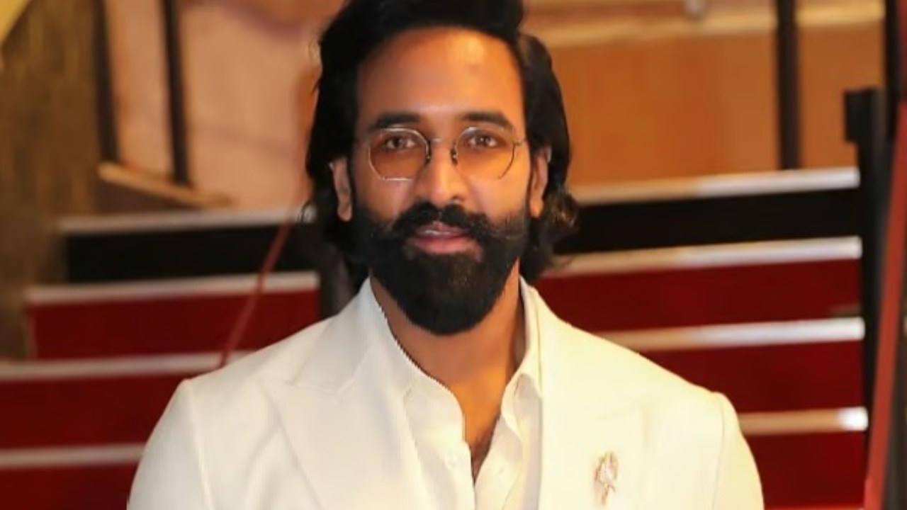 Manchu Vishnu : అతను చేసిన తప్పు వల్ల.. కన్నప్ప సినిమాకు 15 కోట్లు వేస్ట్ అయింది.. అందుకే ఆ డెషిషన్ తీసుకున్నా.. Manchu Vishnu : అతను చేసిన తప్పు వల్ల.. కన్నప్ప సినిమాకు 15 కోట్లు వేస్ట్ అయింది.. అందుకే ఆ డెషిషన్ తీసుకున్నా..