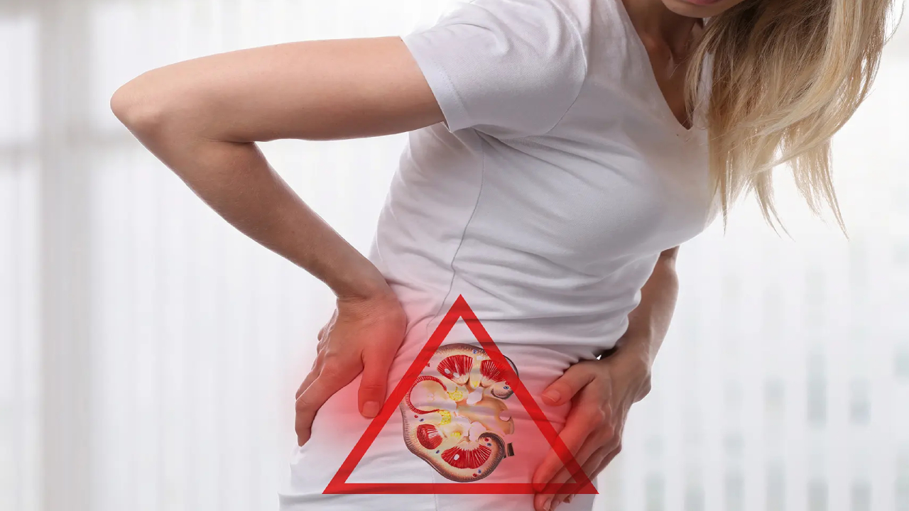 Kidney Problem: మూత్ర విసర్జన సమయంలో మంటగా ఉందా.. అయితే మీ కిడ్నీలు డేంజర్ లో ఉన్నట్టే Kidney Problem: మూత్ర విసర్జన సమయంలో మంటగా ఉందా.. అయితే మీ కిడ్నీలు డేంజర్ లో ఉన్నట్టే