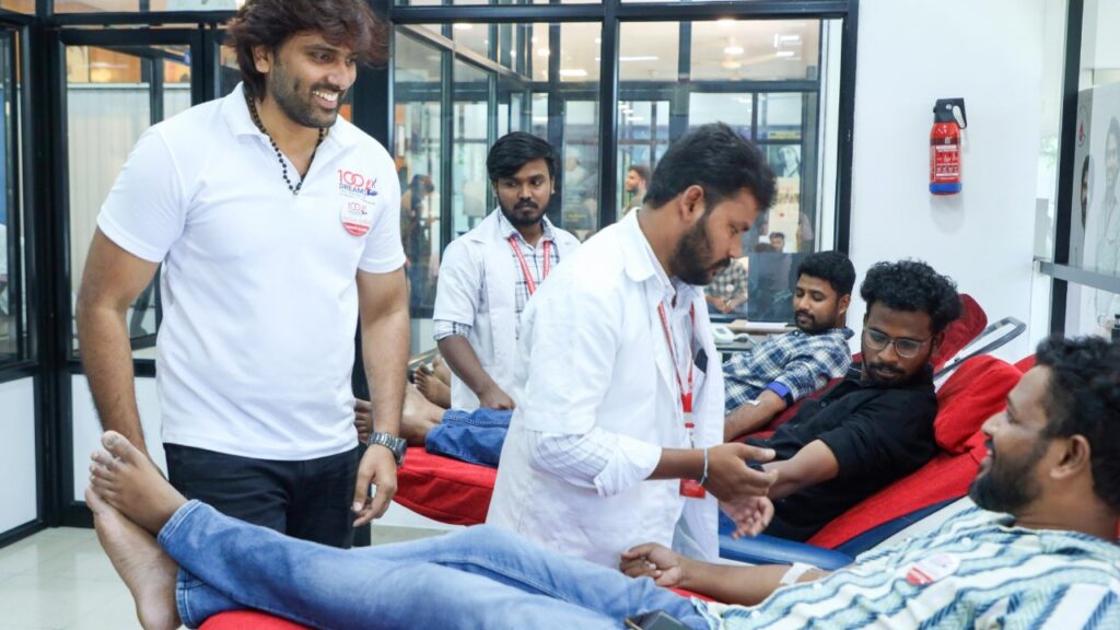 Mega Blood Donation Camp in Chiranjeevi Blood Bank by Jetti Movie Hero Krishna