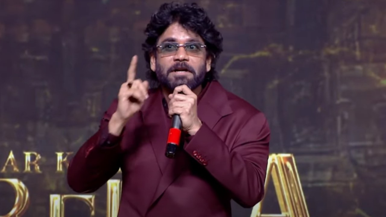 Nagarjuna : తాగి డ్రైవ్ చేస్తే హైదరాబాద్ లో పట్టుకుంటారు.. ఇవాళ ఫాదర్స్ డే.. మీ ఫాదర్స్ కోసం.. నాగార్జున స్పీచ్.. Nagarjuna : తాగి డ్రైవ్ చేస్తే హైదరాబాద్ లో పట్టుకుంటారు.. ఇవాళ ఫాదర్స్ డే.. మీ ఫాదర్స్ కోసం.. నాగార్జున స్పీచ్..