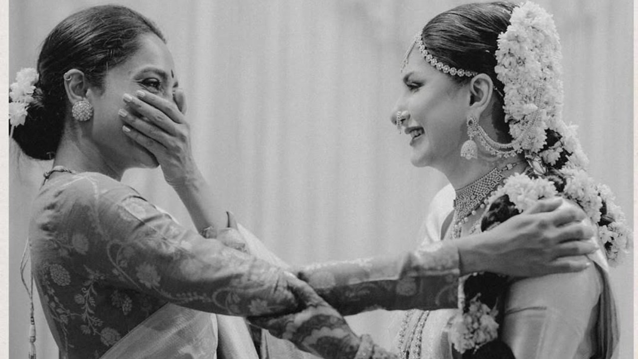 Akkineni Family : అక్కినేని కోడళ్ళు ఇద్దరూ ఒకే ఫ్రేమ్ లో.. ఫొటో వైరల్.. Akkineni Family : అక్కినేని కోడళ్ళు ఇద్దరూ ఒకే ఫ్రేమ్ లో.. ఫొటో వైరల్..