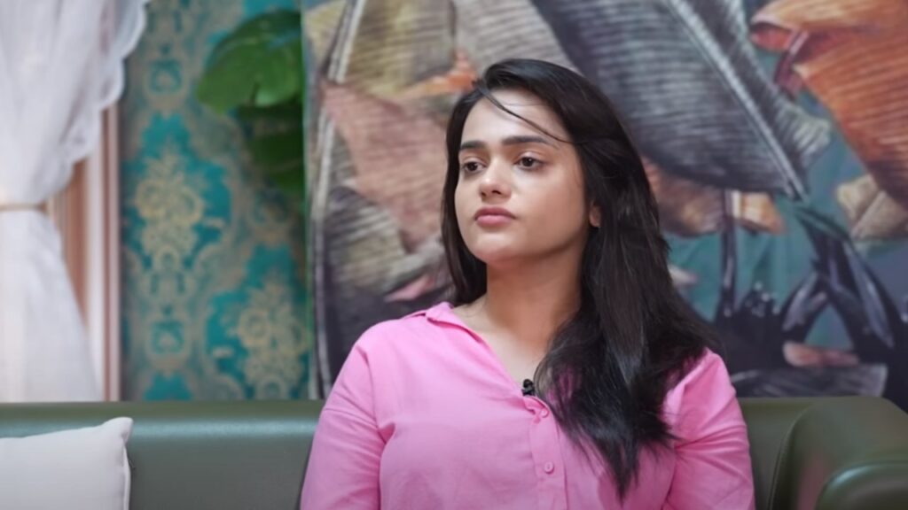 Sri Satya gets Emotional while Tells about her Mother Paralysis
