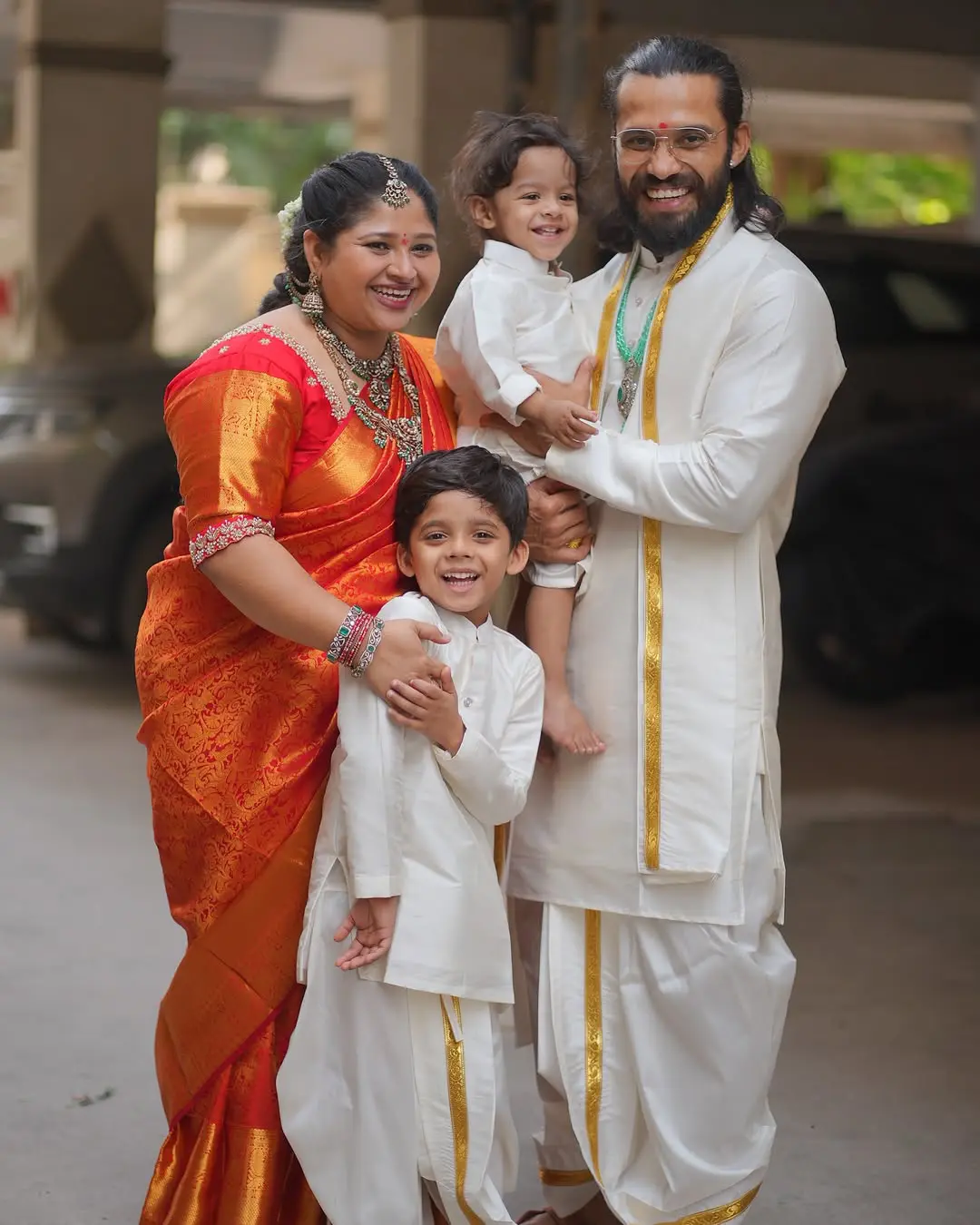 Bigg Boss Fame Actor vishwa Traditional Photos with Family