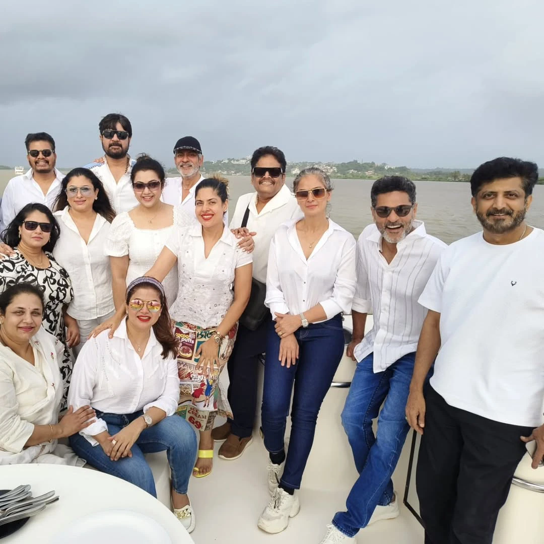 90s Stars Reunion