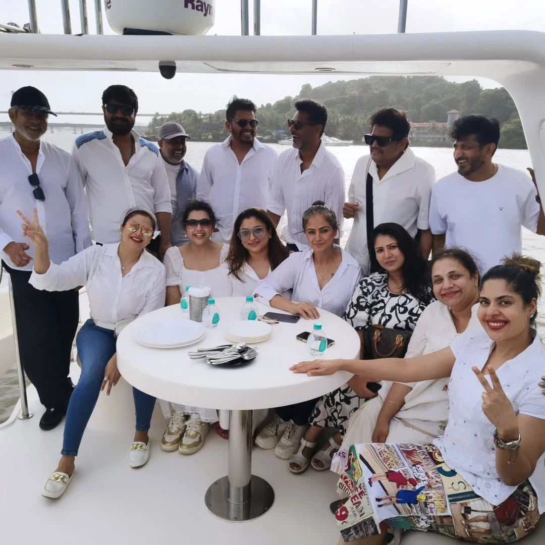 90s Stars Reunion