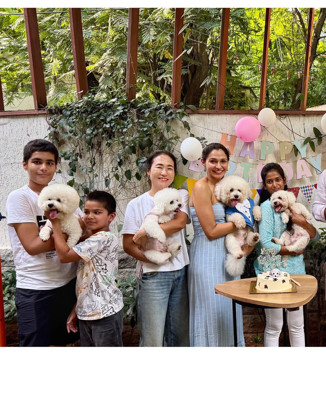 Andrea Jeremiah Celebrated her Pet Dog Birthday