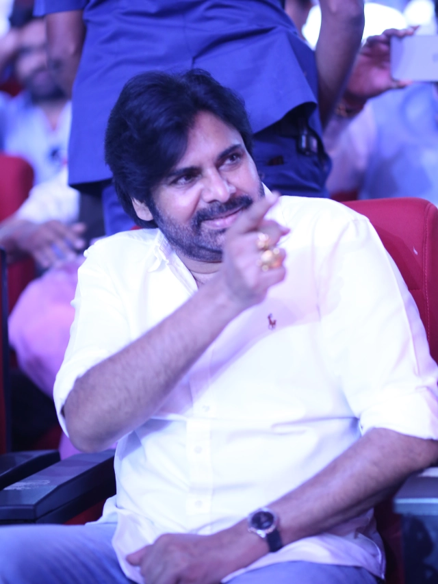 Pawan Kalyan With his Wife Anna Lezhneva in Hari Hara Veeramallu Pre Release event