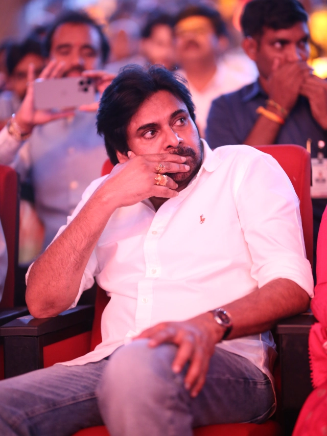 Pawan Kalyan With his Wife Anna Lezhneva in Hari Hara Veeramallu Pre Release event