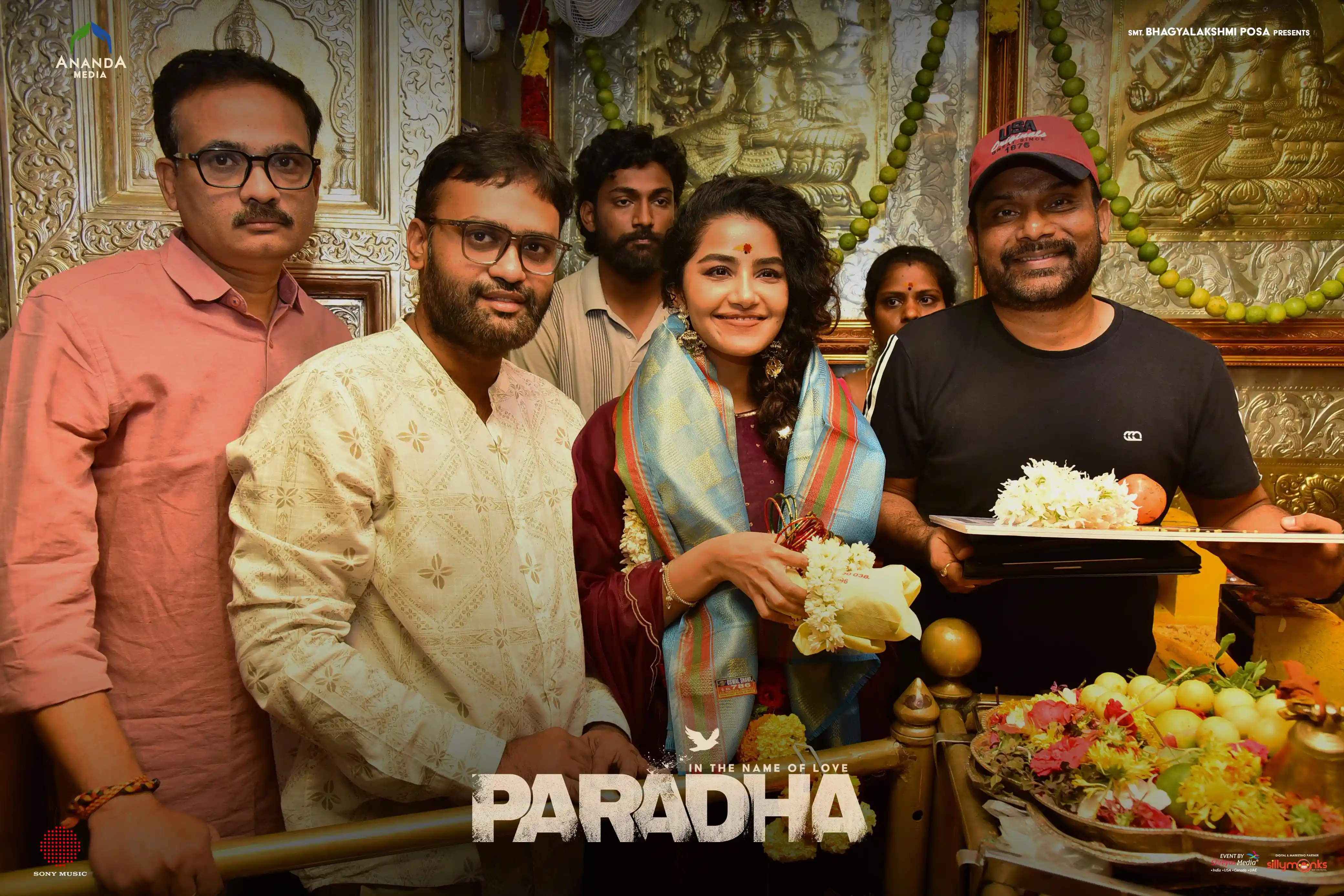 Anupama Parameswaran Visited Balkampet Yellamma Temple