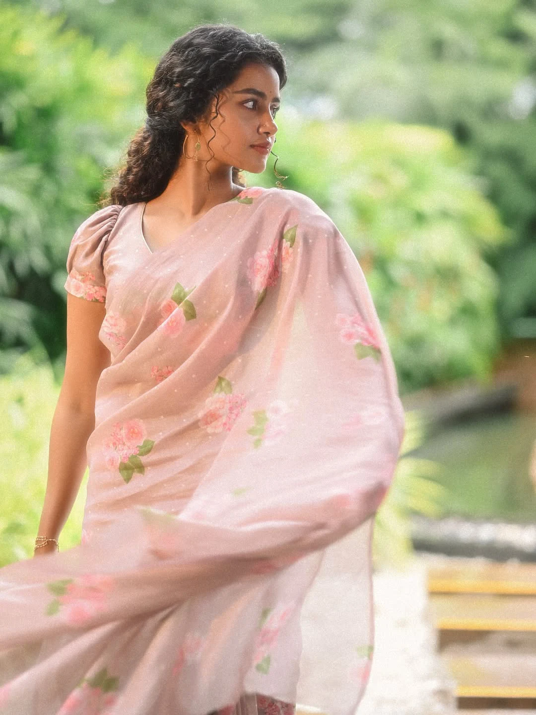 Anupama Parameswaran Cute Photos in Saree