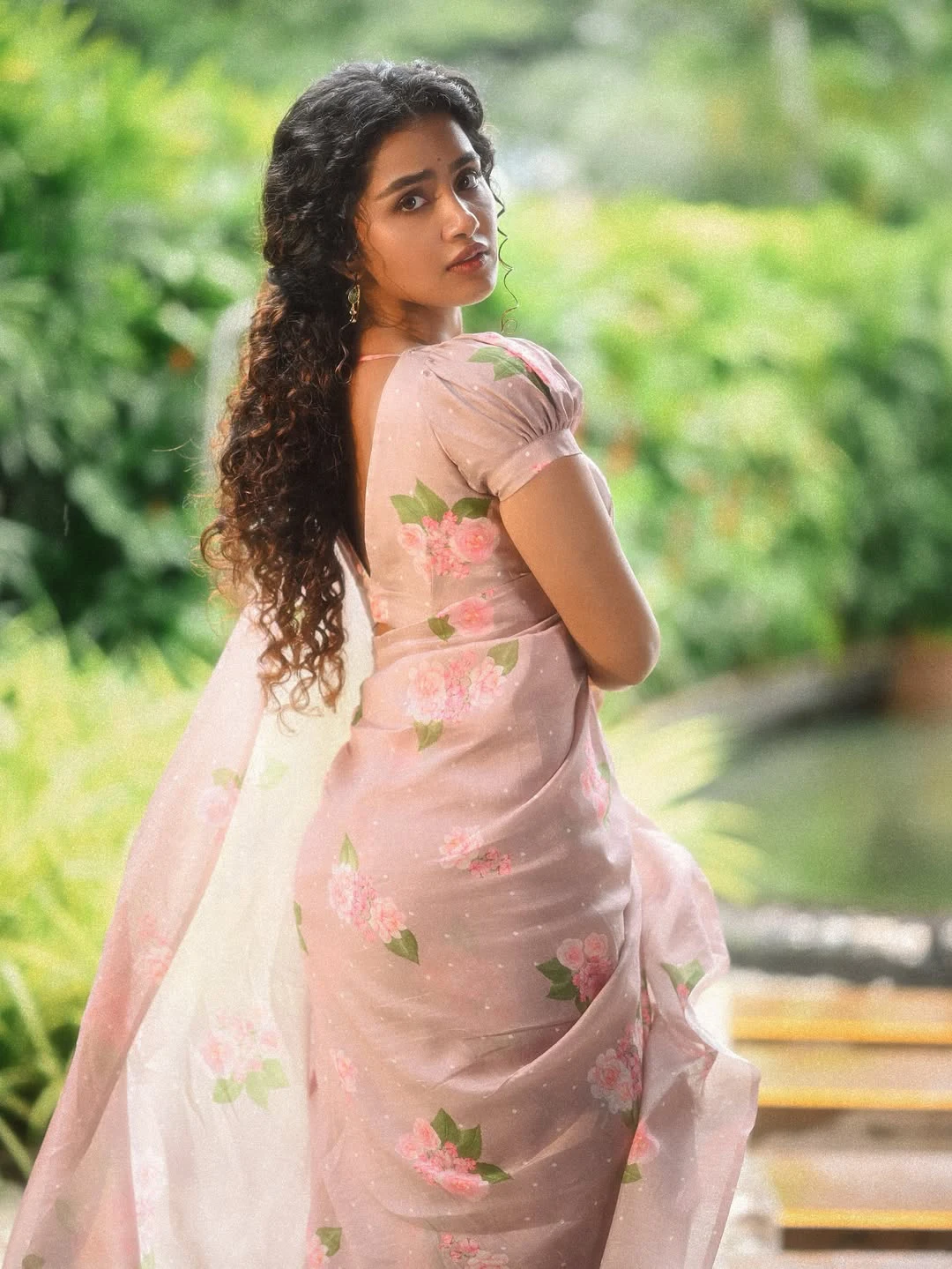 Anupama Parameswaran Cute Photos in Saree