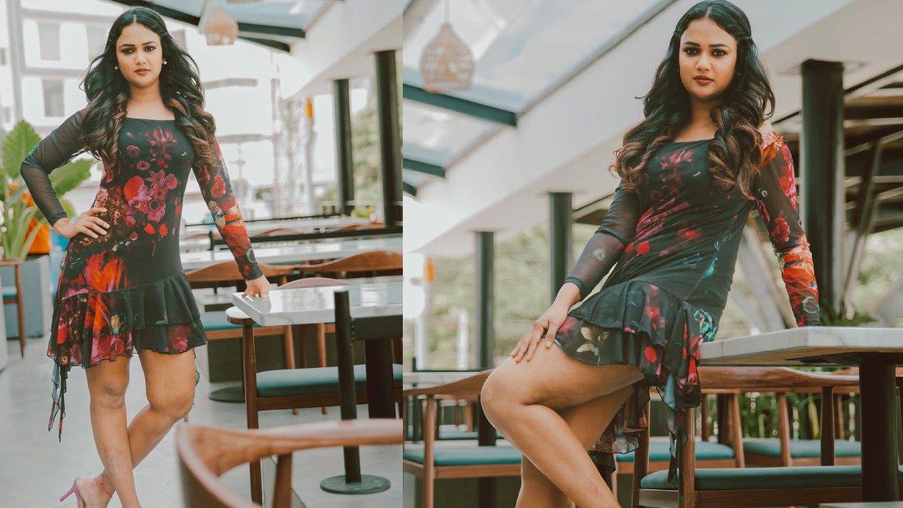 Ariyana Glory : అరియనా గ్లోరీ అందాలు.. లేటెస్ట్ ఫొటోలు..