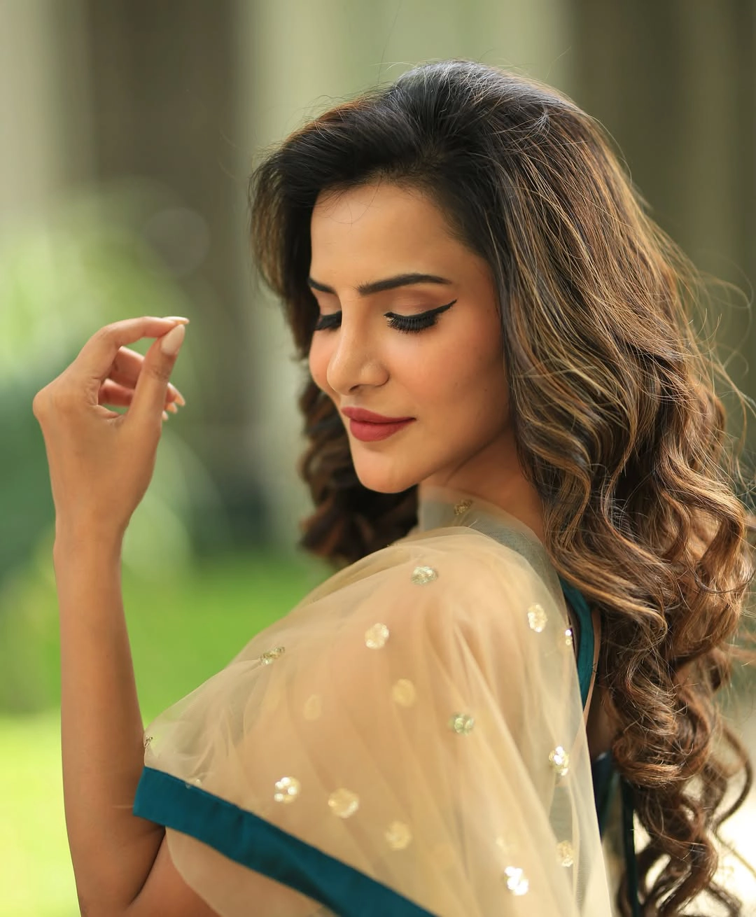 Ashu Reddy Simple Looks in Punjabi Dress