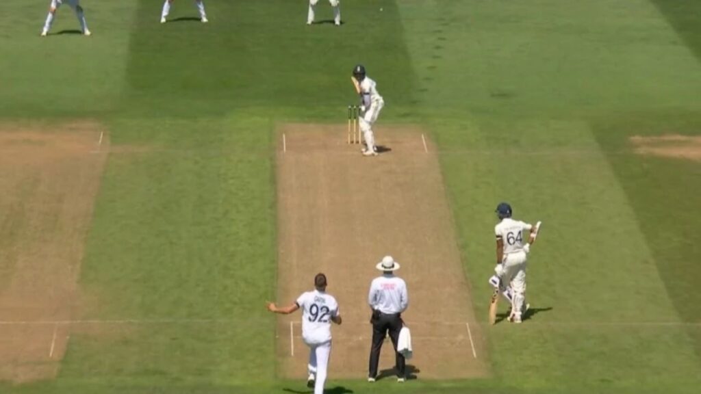 England pacer Brydon Carse Tries To Distract Shubman Gill With Fake No-Ball Signal