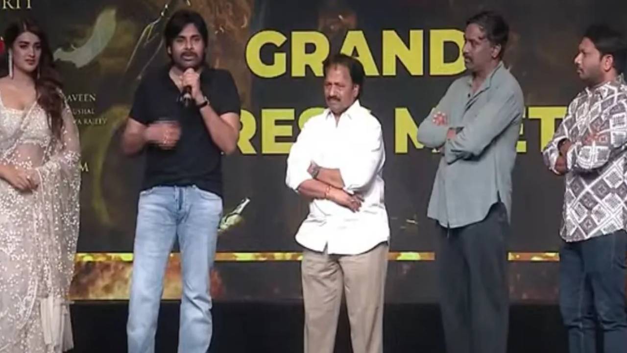 Pawan kalyan : నాకు అన్నం పెట్టిన సినీ పరిశ్రమకు, నన్ను నమ్మిన నిర్మాతకు నేను అండగా ఉంటా : పవన్ కళ్యాణ్ Pawan kalyan : నాకు అన్నం పెట్టిన సినీ పరిశ్రమకు, నన్ను నమ్మిన నిర్మాతకు నేను అండగా ఉంటా : పవన్ కళ్యాణ్