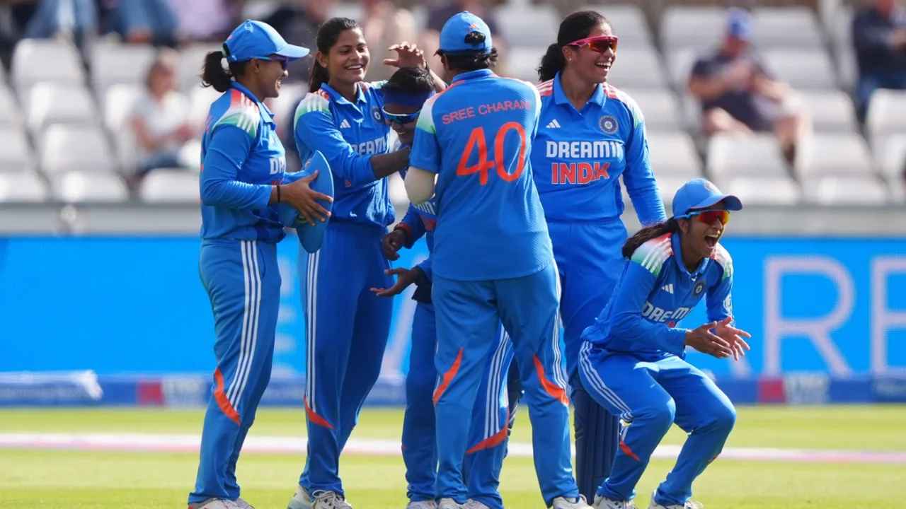 Ind Vs Eng: ఇంగ్లాండ్పై భారత్ విజయం.. వన్డే సిరీస్ కైవసం.. Ind Vs Eng: ఇంగ్లాండ్పై భారత్ విజయం.. వన్డే సిరీస్ కైవసం..