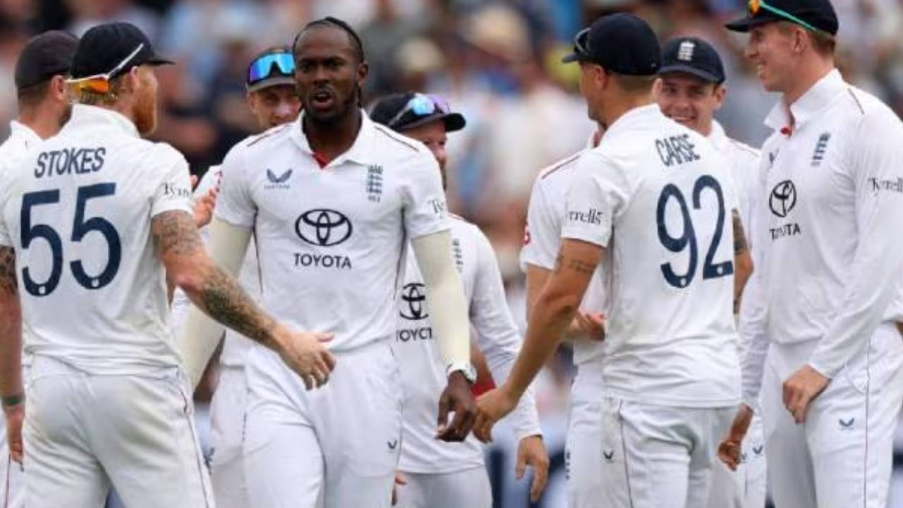 IND vs ENG: భారత జట్టుకు బిగ్ షాకిచ్చేందుకు ఇంగ్లాండ్ మాస్టర్ ప్లాన్.. నాల్గో టెస్టులోకి టీ20 స్పెషలిస్ట్.. తుది జట్టు ప్రకటన.. IND vs ENG: భారత జట్టుకు బిగ్ షాకిచ్చేందుకు ఇంగ్లాండ్ మాస్టర్ ప్లాన్.. నాల్గో టెస్టులోకి టీ20 స్పెషలిస్ట్.. తుది జట్టు ప్రకటన..