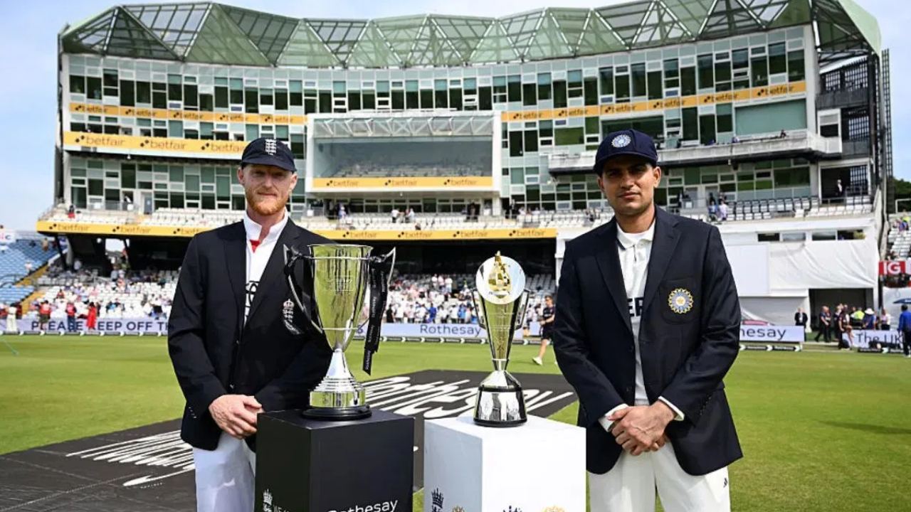ENG vs IND : చివరి టెస్టులో భారత్ గెలిచి సిరీస్ను సమం చేస్తే.. ట్రోఫీని ఎవరు తీసుకుంటారు? ENG vs IND : చివరి టెస్టులో భారత్ గెలిచి సిరీస్ను సమం చేస్తే.. ట్రోఫీని ఎవరు తీసుకుంటారు?